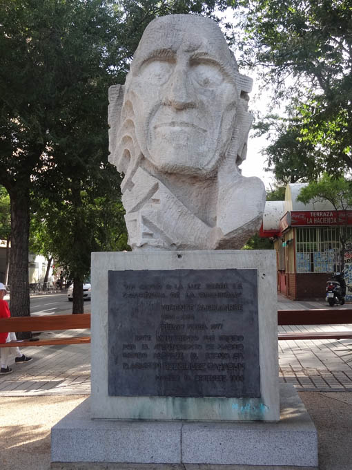 Escultura Vicente Aleixandre